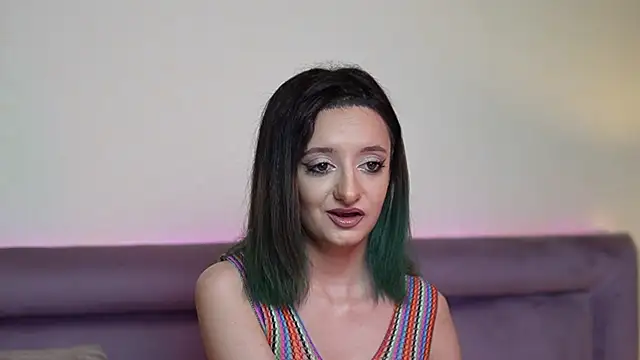 JoelleApril online show from 30, 3, 2026