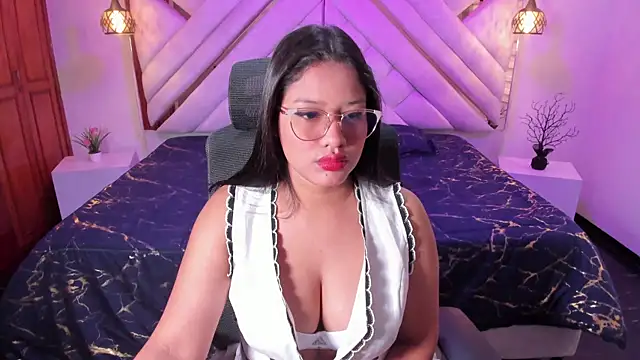natachacole online show from 16, 10, 2025