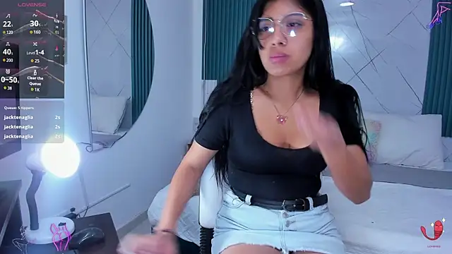 Briseida-White online show from 25, 10, 2025