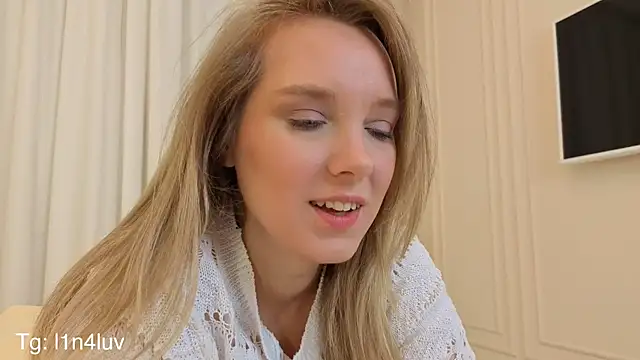 Snapshot of AIicaparkerc chatting on 27, 11, 2025 AIicaparkerc online show from 27, 11, 2025