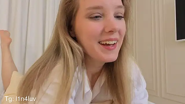 Snapshot of AIicaparkerc chatting on 15, 12, 2025 AIicaparkerc online show from 15, 12, 2025