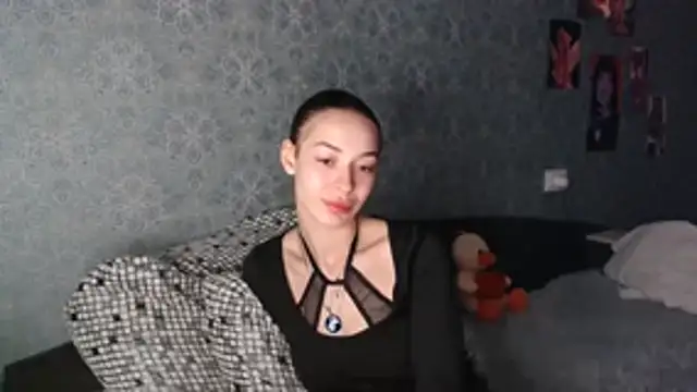 Daphne Darkthorn online show from 9, 11, 2025