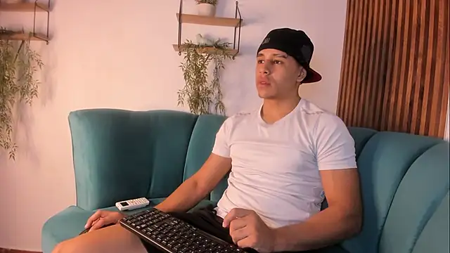 Adrian Volt online show from 7, 1, 2026