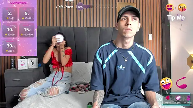 DerryAndIzzy online show from 21, 10, 2025