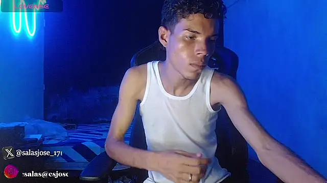 Snapshot of jhojan_foxxx_ chatting on 22, 11, 2025 jhojan foxxx online show from 22, 11, 2025