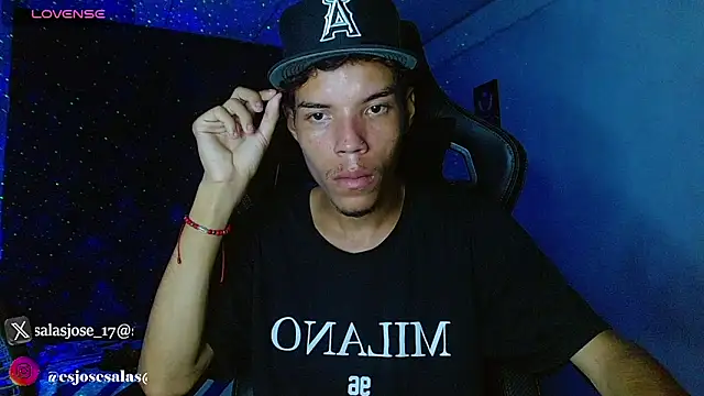 Snapshot of jhojan_foxxx_ chatting on 19, 12, 2025 jhojan foxxx online show from 19, 12, 2025