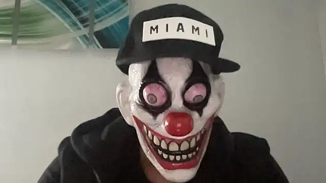 Snapshot of ChillNSpill chatting on 31, 10, 2025 ChillNSpill online show from 31, 10, 2025