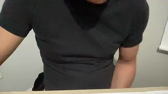 Snapshot of ChillNSpill chatting on 26, 11, 2025 ChillNSpill online show from 26, 11, 2025