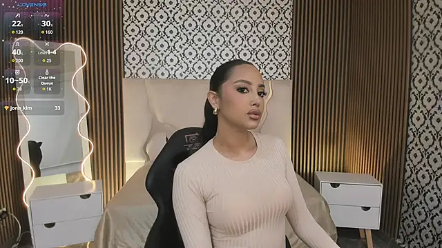 BEELLA TAY1 online show from 25, 10, 2025