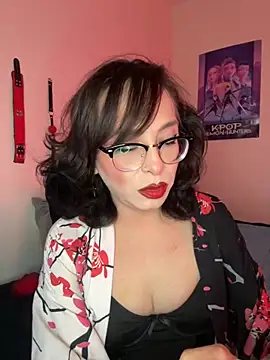 MiniMonroe online show from 2, 12, 2025