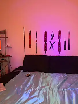 MiniMonroe online show from 3, 12, 2025