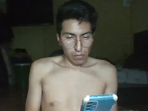 Snapshot of Rizz_Latino chatting on 15, 11, 2025 Rizz Latino online show from 15, 11, 2025