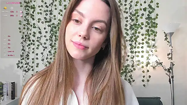 Snapshot of sweet_and_flirt chatting on 26, 10, 2025 sweet and flirt online show from 26, 10, 2025