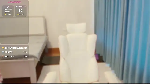 yiyi 3523 online show from 25, 2, 2026