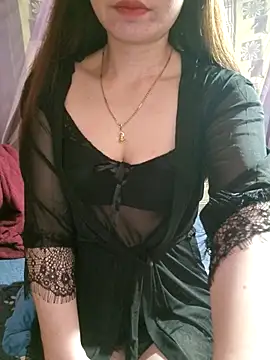 Snapshot of LeanaLy chatting on 11, 2, 2026 LeanaLy online show from 11, 2, 2026