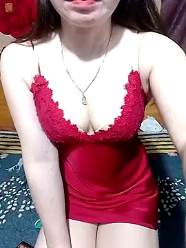 Snapshot of LeanaLy chatting on 2, 3, 2026 LeanaLy online show from 2, 3, 2026