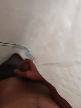 Snapshot of Ruberga20 chatting on 13, 10, 2025 Ruberga20 online show from 13, 10, 2025