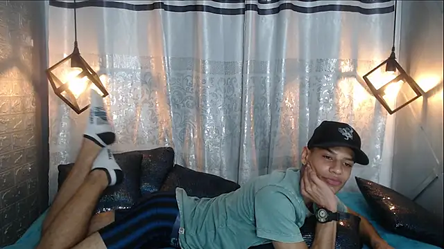 Snapshot of liam_sti1 chatting on 19, 10, 2025 liam sti1 online show from 19, 10, 2025