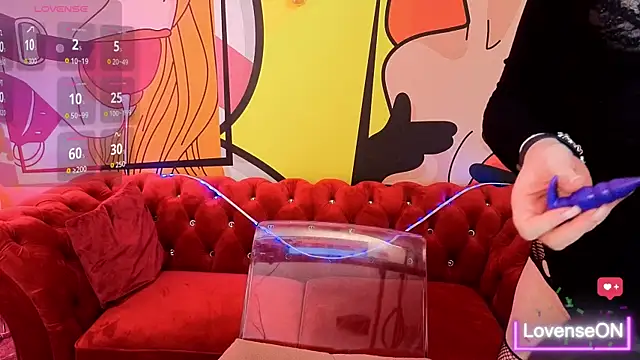 Snapshot of AliceOfWondersS chatting on 18, 11, 2025 AliceOfWondersS online show from 18, 11, 2025