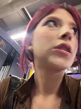 Snapshot of l0lita_sweet chatting on 30, 10, 2025 l0lita sweet online show from 30, 10, 2025