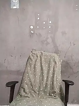 RuivoDotado24cm online show from 23, 2, 2026