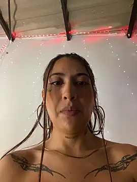 Snapshot of Sweett_pain chatting on 20, 11, 2025 Sweett pain online show from 20, 11, 2025