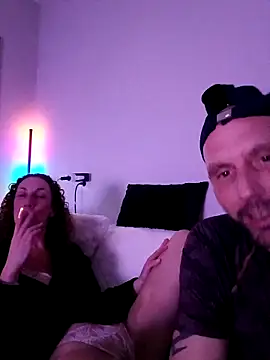 TessaenGlenn online show from 28, 3, 2026