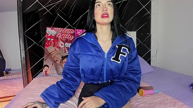 Snapshot of Candy_leilaa3 chatting on 21, 11, 2025 Candy leilaa3 online show from 21, 11, 2025