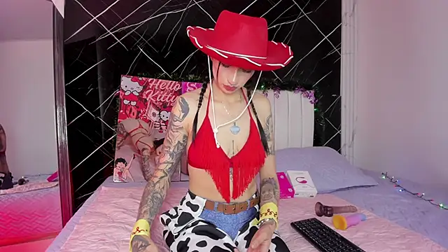 Snapshot of Candy_leilaa3 chatting on 5, 12, 2025 Candy leilaa3 online show from 5, 12, 2025