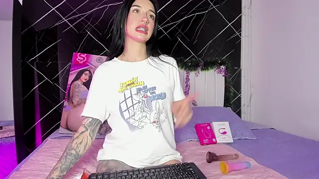 Snapshot of Candy_leilaa3 chatting on 14, 12, 2025 Candy leilaa3 online show from 14, 12, 2025