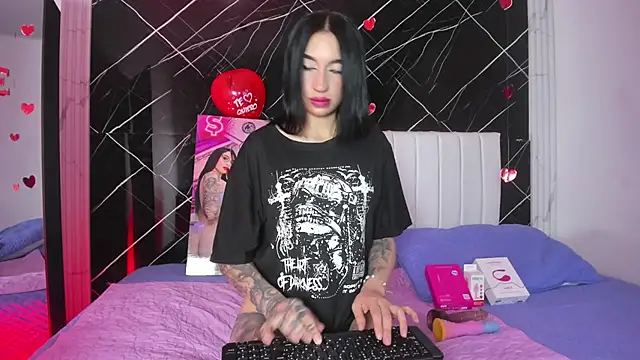 Candy leilaa3 online show from 17, 2, 2026