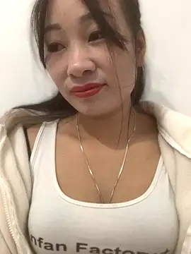 Snapshot of Linh_sexyy chatting on 16, 11, 2025 Linh sexyy online show from 16, 11, 2025