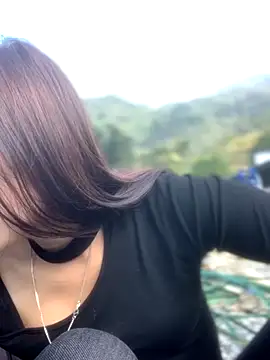 Snapshot of Linh_sexyy chatting on 21, 11, 2025 Linh sexyy online show from 21, 11, 2025