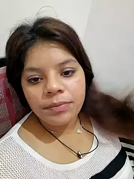 Snapshot of kajal77715 chatting on 15, 10, 2025 kajal77715 online show from 15, 10, 2025