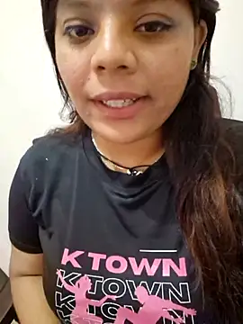 Snapshot of kajal77715 chatting on 18, 10, 2025 kajal77715 online show from 18, 10, 2025