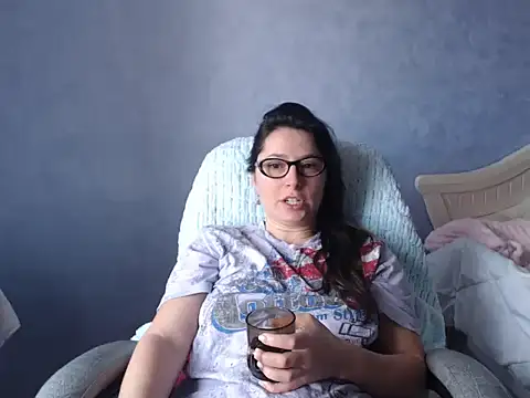 LuckyLisa23 online show from 25, 3, 2026