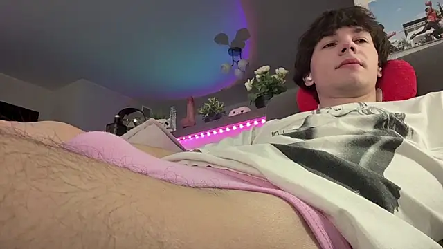 Snapshot of Jeremy1Scott chatting on 15, 2, 2026 Jeremy1Scott online show from 15, 2, 2026