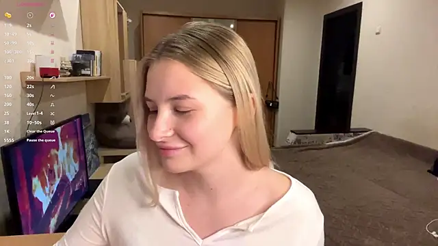 VictoriaMystery online show from 3, 11, 2025