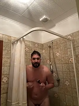 Snapshot of ReDiBastoni90 chatting on 15, 10, 2025 ReDiBastoni90 online show from 15, 10, 2025