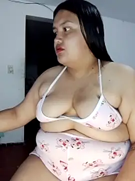 Snapshot of natt-bigass chatting on 13, 11, 2025 natt-bigass online show from 13, 11, 2025