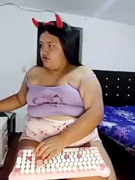 Snapshot of natt-bigass chatting on 21, 11, 2025 natt-bigass online show from 21, 11, 2025