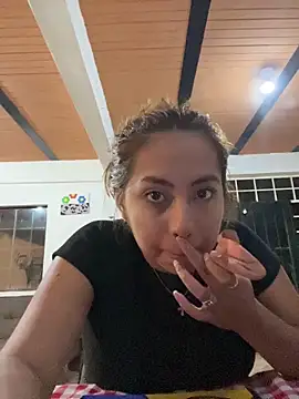 Snapshot of Emily_Joee chatting on 19, 10, 2025 Emily Joee online show from 19, 10, 2025