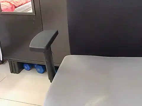 Snapshot of mpl_sub4 chatting on 28, 11, 2025 mpl sub4 online show from 28, 11, 2025