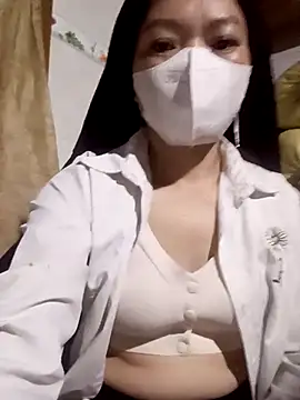 Snapshot of nat-tri chatting on 1, 11, 2025 nat-tri online show from 1, 11, 2025