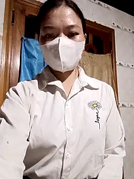 Snapshot of nat-tri chatting on 7, 11, 2025 nat-tri online show from 7, 11, 2025