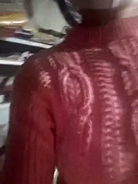 Snapshot of nat-tri chatting on 5, 12, 2025 nat-tri online show from 5, 12, 2025