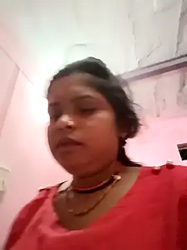 Snapshot of Manya_cute chatting on 17, 10, 2025 Manya cute online show from 17, 10, 2025