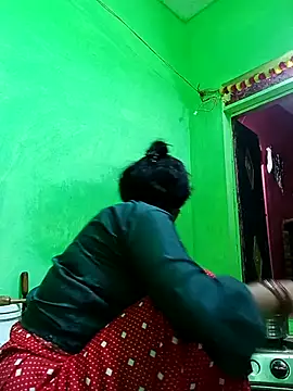 Karishma cute online show from 17, 10, 2025