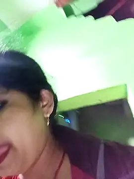 Karishma cute online show from 3, 12, 2025