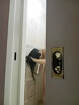 Snapshot of miapink33 chatting on 3, 12, 2025 miapink33 online show from 3, 12, 2025